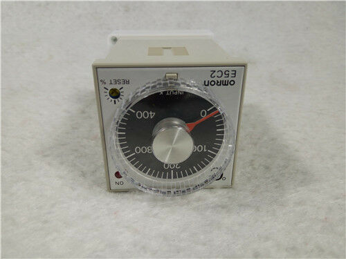 New 0-400?C 200-240VAC Omron Temperature Controller E5C2-R40K