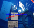 1PC NEW Omron E3F3-D12M