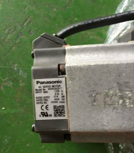 1PC NEW Panasonic servo motor MSMD042S1T