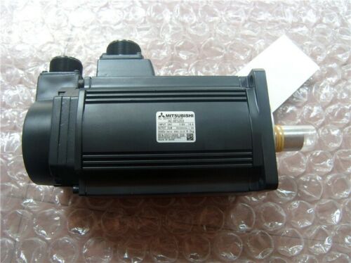 One New In Box Mitsubishi HC-RFS203 AC Servo Motor
