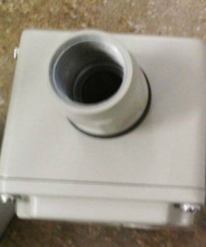 1PC New IDEC AGA-311Y control box