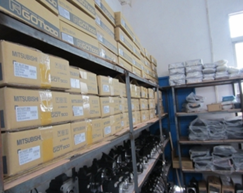 1PC NEW Mitsubishi Servo Motor HC-MF43
