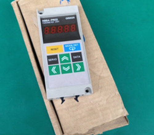 1PC NEW Omron R88A-PR02U