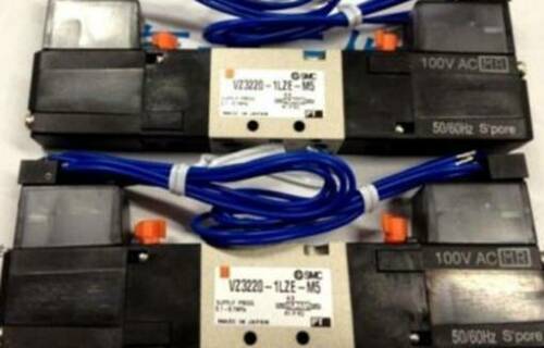 1PC New in bag SMC solenoid valve VZ3220-1LZE-M5