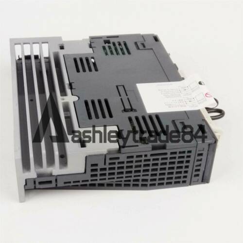 1PCS MITSUBISHI Servo Drive MR-J3-10B New In Box