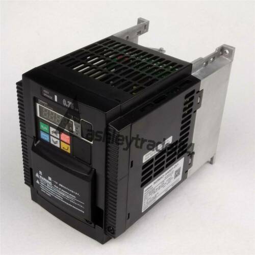 1PCS OMRON Inverter 3G3MX2-A4007-ZV1 NEW