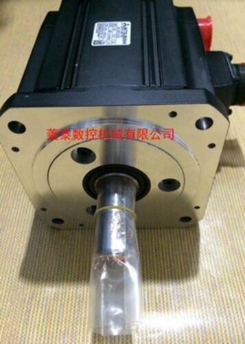 1PC Brand NEW Mitsubishi Servo Motor HC-MFS152B
