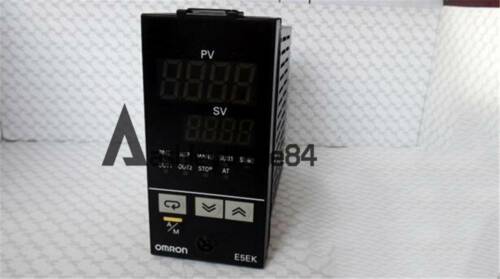 New Omron E5EK-AA2-500 Digital Controller