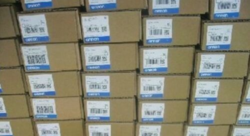1PC Brand New In Box CS1W-B7A02 CS1WB7A02 Omron PLC