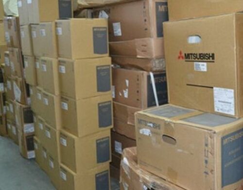 1PC Brand NEW Mitsubishi inverter FR-A740-280K-CHT
