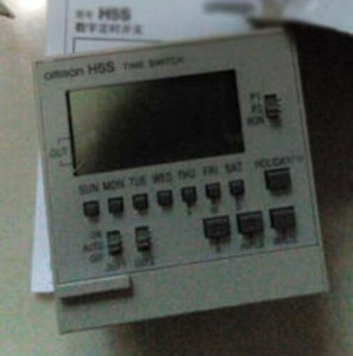 1PC NEW In Box Omron Digital Time Switch H5S-YB2-X 100-240VAC