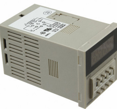 1PC NEW OMRON timer H5CN-XBNM 100-240VAC