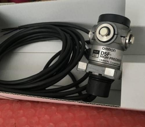 1PC D5F-2B34C-Y Omron Mazak machine tool setting tool switch NEW IN OPEN BOX