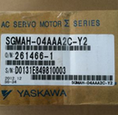 1PC New YASKAWA SGMAH-04AAA2C-Y2 Servo Motor