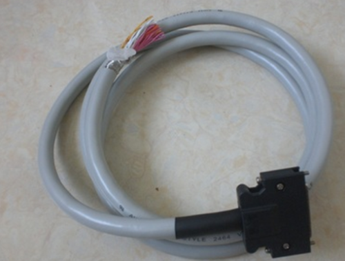 1PC NEW Mitsubishi servo CN1 cable MR-J3CCN1CBL3M MR-J3CCN1CBL2M