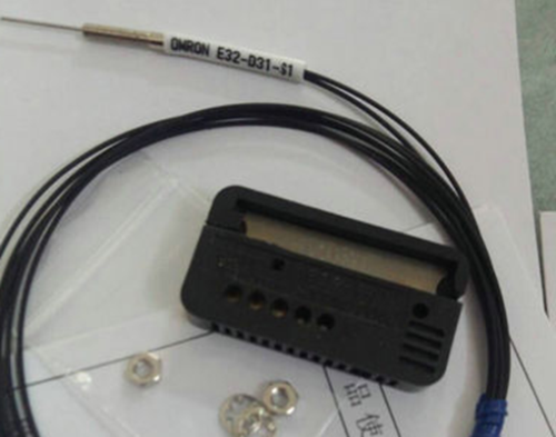 1PC NEW OMRON E32-D31-S1