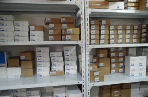 1PC NEW IN BOX OMRON C200HW-SRM21