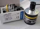 New OMRON Incremental Rotary Encoder E6A2-CW5C 200P/R 12-24VDC E6A2CW5C