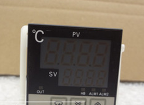 1PC New OMRON E5CJ-R2HB