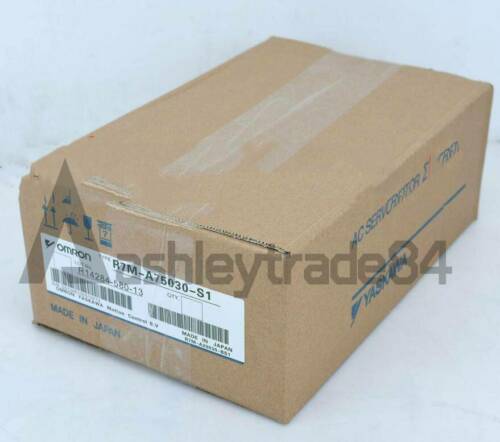 New 1PC Omron R7M-A75030-S1 Servo motor