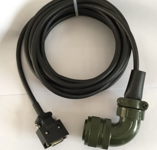 1PC NEW MITSUBISHI Cables MR-JHSCBL05M-L