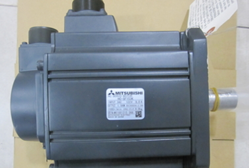 1PC New Mitsubishi Servo Motor HC-SF153K