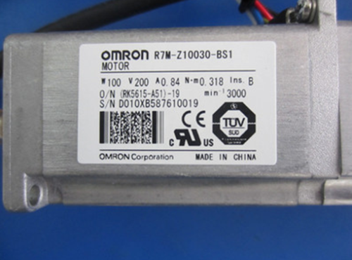 1PC NEW OMRON SERVO MOTOR R7M-Z10030-BS1