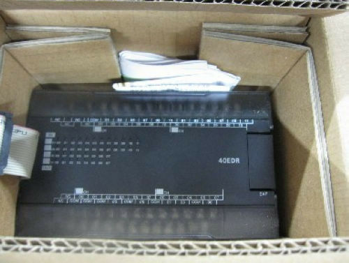 Omron Programmable Controller PLC CP1W-40EDR CP1W40EDR New in Box