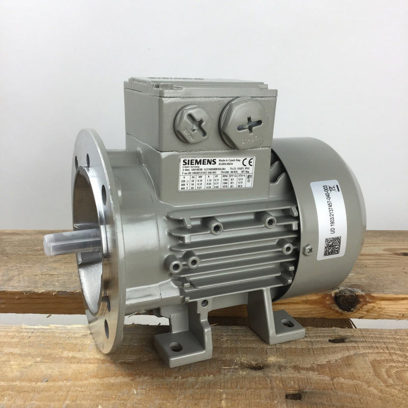 1LE1002-0BB32-2JA4 Siemens 63-4P 0,18kW 230/400V B35 AL