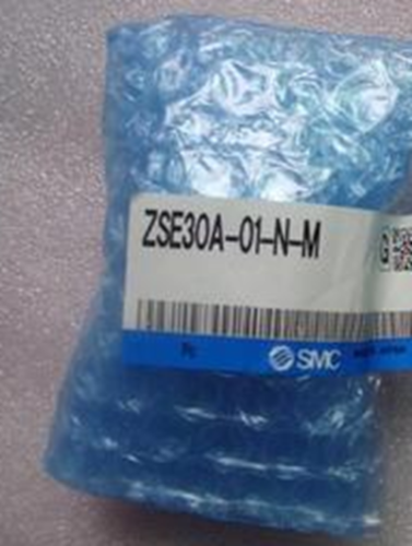 1PC NEW SMC pressure switch ZSE30A-01-N-M