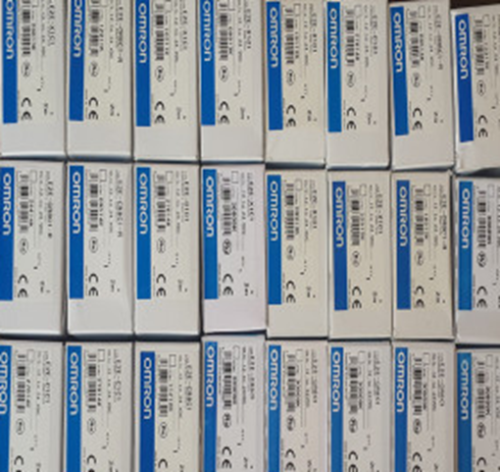 1PC New Omron sensor E3-DA21-S
