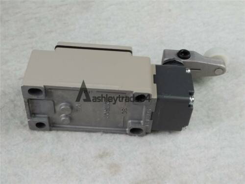 New D4B-4111N Omron Limit Switch D4B4111N