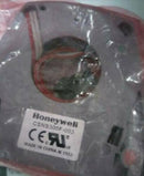 1PC NEW HONEYWELL CSNS300F-003 Current sensor