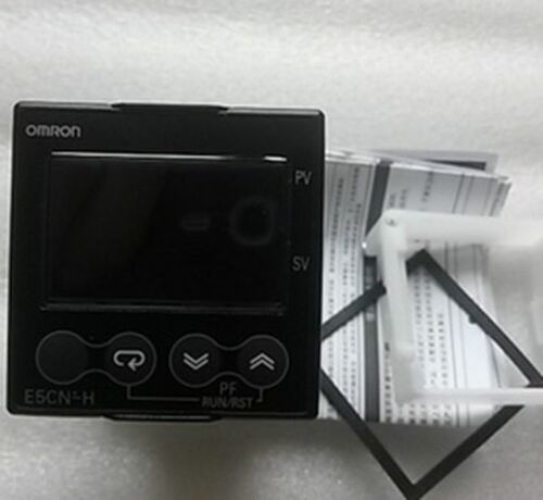 1PC Brand New OMRON digital regulator thermostat E5CN-HTQ2