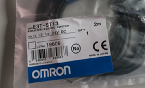 1PC New Omron Photoelectric Switch E3T-ST13