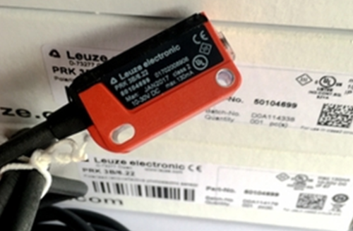 1PC LEUZE Photoelectric Sensor PRK 3B/6.22 New in box