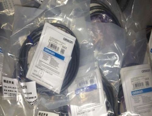 1PC New In Box Omron proximity switch E2G-S08KS02-WP-C1