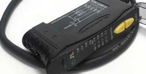 1PC New BANNER Photoelectric Sensor D10BFP-74036