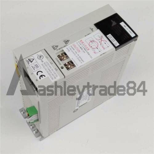Mitsubishi MR-J2-100CT Servo Driver MRJ2100CT Amplifier Motor Control