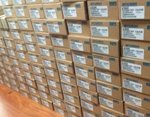1PC NEW MITSUBISHI Q00JCPU-SET