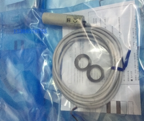 1PC NEW Omron E3F3-R77