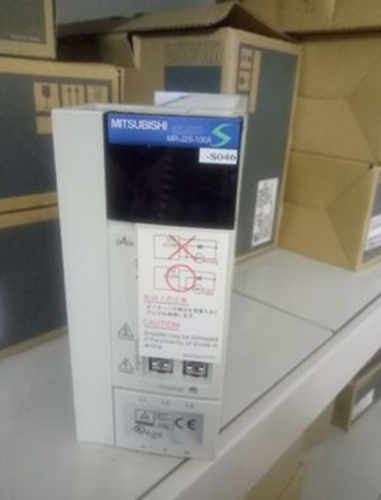 1PC New MITSUBISHI AC SERVO DRIVER MR-J2S-100A-S046