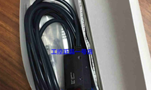 1PC New OMRON Photoelectric Switch E3S-5B4 E3S5B4