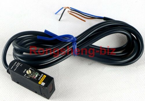 New in box OMRON Photoelectric Sensor E3SR11 E3S-R11 10-30VDC