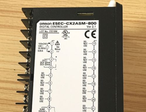 1PC NEW Omron Temperature Controller E5EC-CX2ASM-800
