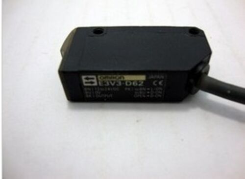 NEW OMRON E3V3-T81
