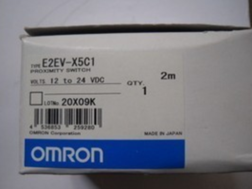 1PC New Omron Proximity switch sensor E2EV-X5C1