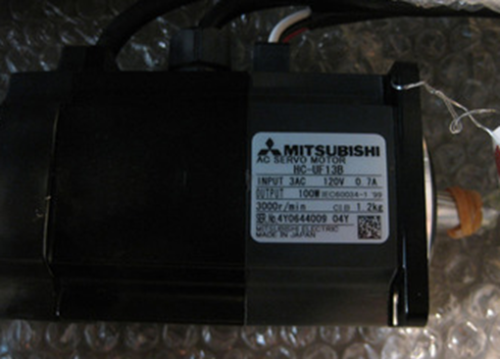 1PC New Mitsubishi HC-UF13B Servo Motor