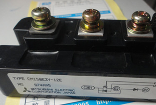 1PC NEW MITSUBISHI module CM150E3Y-12E CM150E3Y 12E