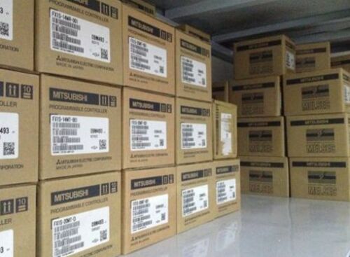 1PC New In Box Mitsubishi FR-A820-7.5K 3 220V 33A 7.5KW phase VFD Inverter